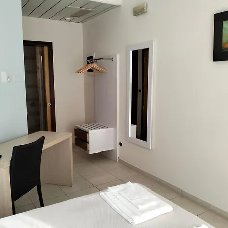 Riviera Hotel 3*