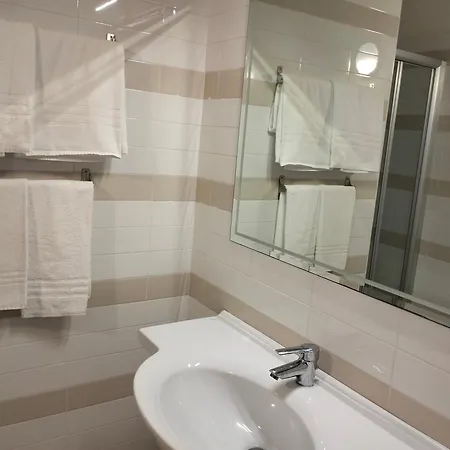 Riviera 3* سيلفي مارينا
